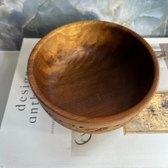 Vintage Hand Carved Bowls Set Of 2 Teak Wood Leaf Vine Design 5" - Picture 1 of 13